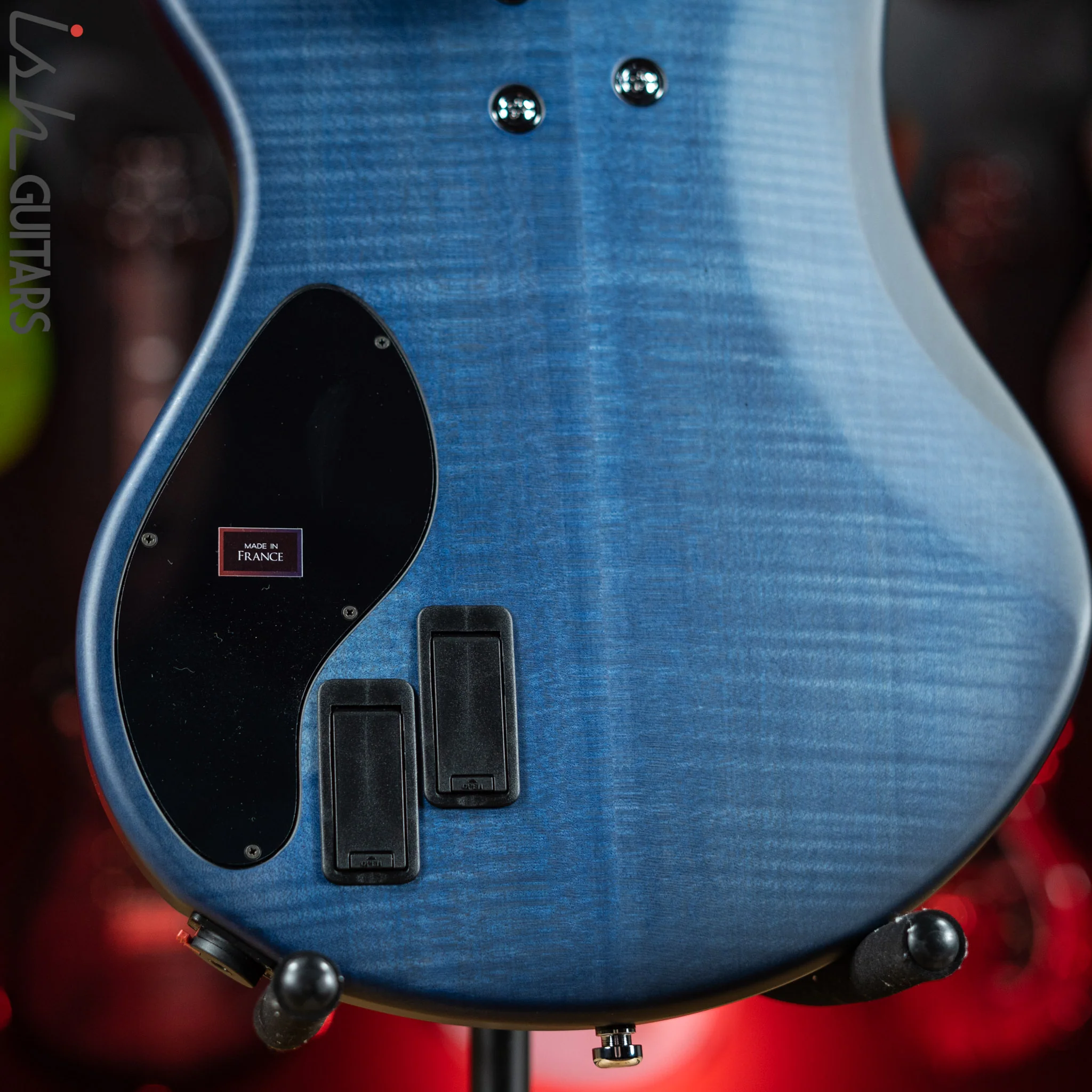 Vigier Arpege IV Custom Fretless 4-String Bass Deep Deep Blue Imetal Fretboard - Image 10