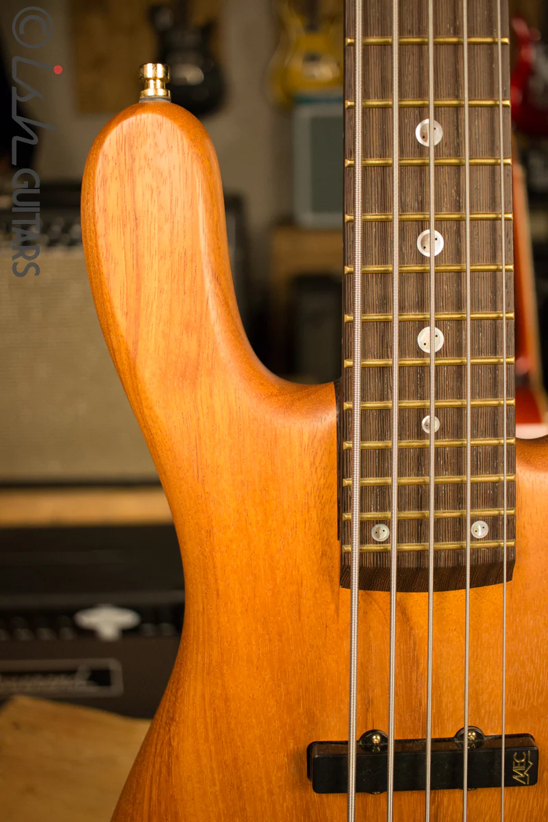 Warwick Masterbuilt Streamer Stage II 5 String Afzelia Wenge - Image 3